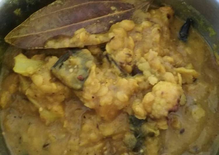Recipe of Super Quick Homemade Cauliflower Potato curry
