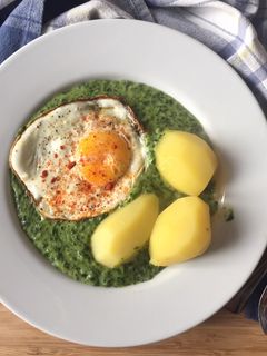 Rahmspinat mit Kartoffeln und Spiegelei - laktosefrei Rezepthauptbild