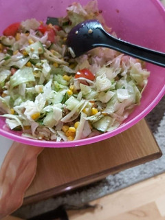 Tavaszi saláta recept fotója