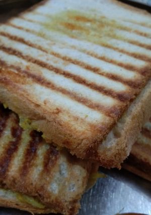 A picture of Grilled toast.