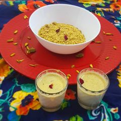 A picture of Thandai shots.