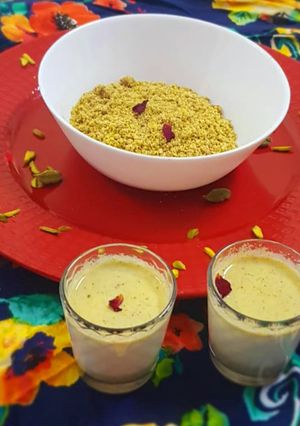 A picture of Thandai shots.