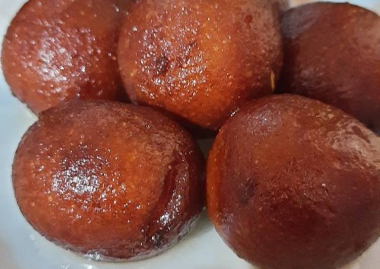 Gulab jamun made with mava