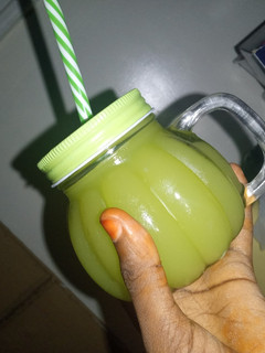 A picture of Lemonade.