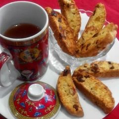 A picture of Biscotti.