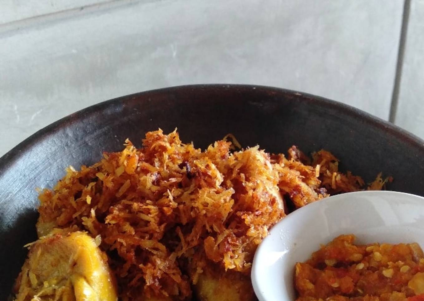 Ayam Goreng Serundeng Kelapa