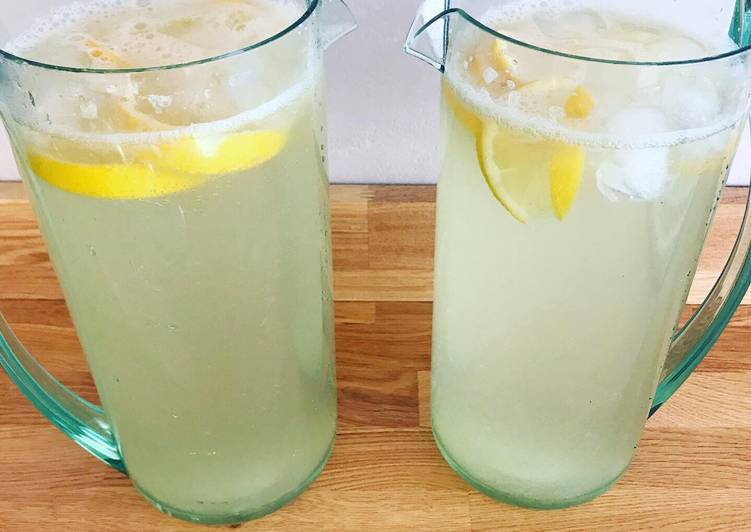 Recipe of Homemade Lemonade 🍋