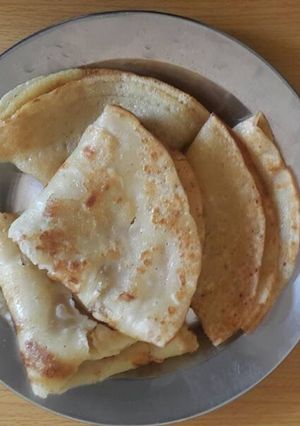 A picture of Banana pancakes.