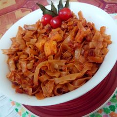 A picture of Kuey teow goreng (chinese food).