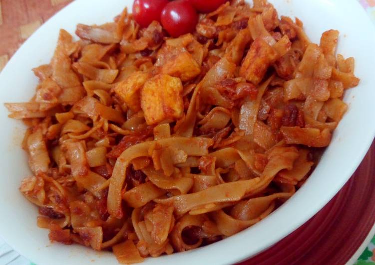 Step-by-Step Guide to Make Ultimate Kuey teow goreng (chinese food)