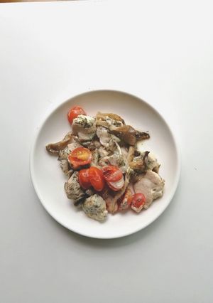 Hình của món Grilled Chicken with Mushroom, Herbs and Melted Cheese.