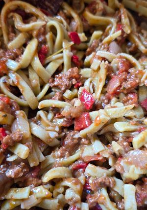 Una foto de Fideos de Espinaca con salsa Bolognesa Veggie 🌿
