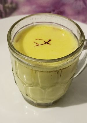 हल्दी वाला दूध (Haldi wala Doodh recipe in hindi) रेसिपी मुख्य फोटो