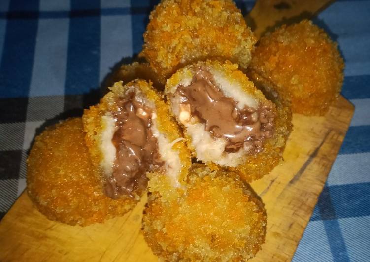 Bola Bola Pisang Coklat