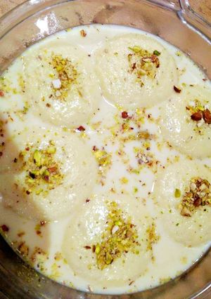 A picture of Rasmalai.