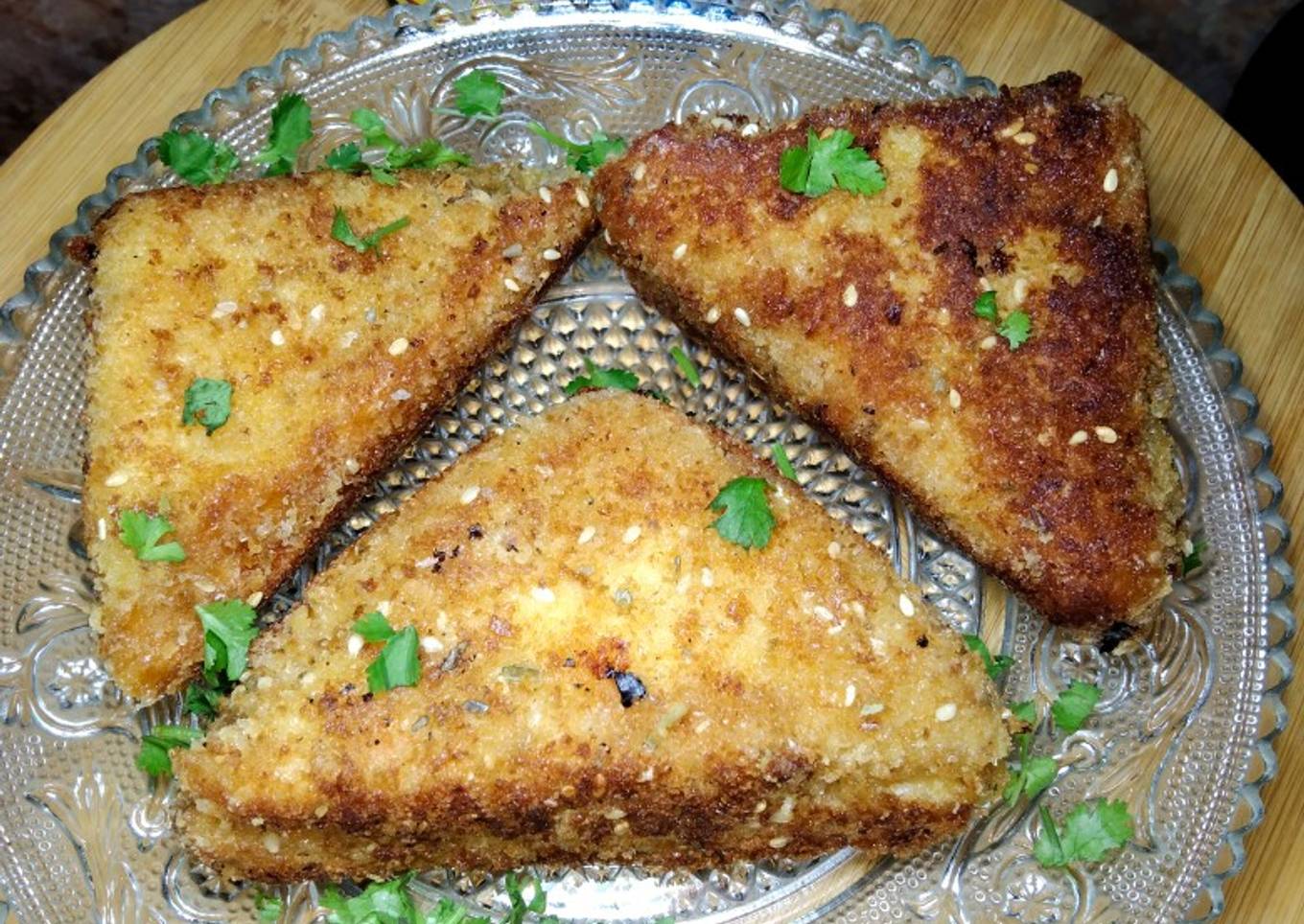 Chicken Mayo Triangles