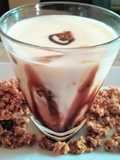 Yogurt natural con algarrobina y granolas👍🇵🇪