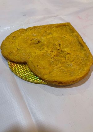 A picture of Love cookie cake.