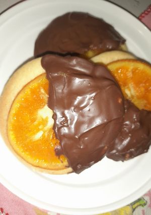 Una foto de Galletas de Naranja y Chocolate