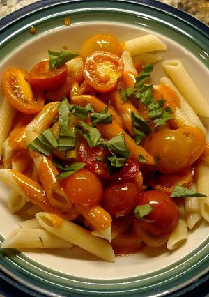 A picture of Chipotle Lime Pasta with Grape Tomatoes.