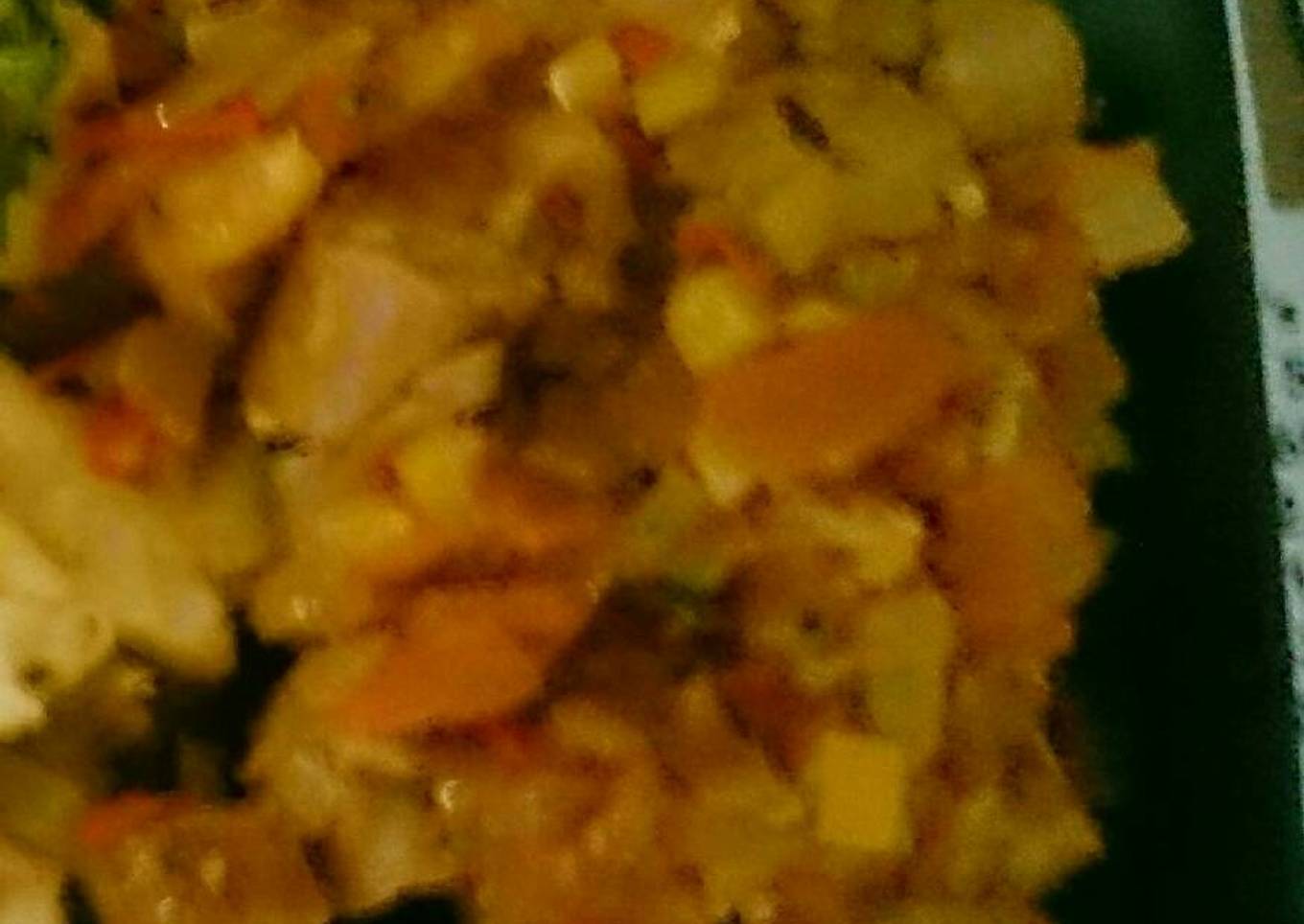 Pork sauages in tomato onion chilli sauce