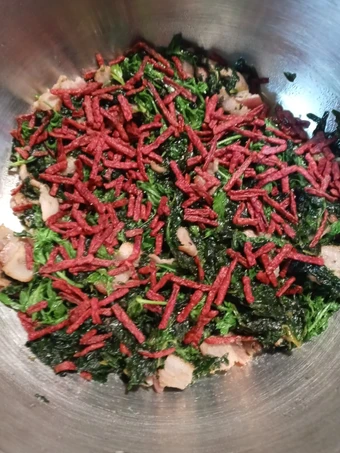 Simple Way Prepare Recipe Carrot-Top and Spinach Wilted Salad that is So Delicious, Appealing}