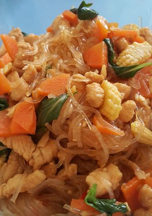 รูปของ กะเพราวุ้นเส้นอกไก่#อาหารไทยง่ายๆ