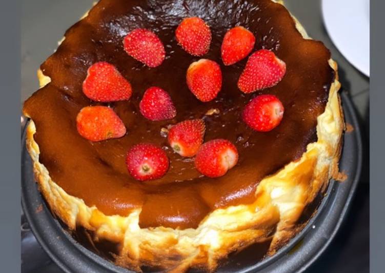 Langkah Mudah untuk Membuat Basque burnt cheesecake Anti Gagal