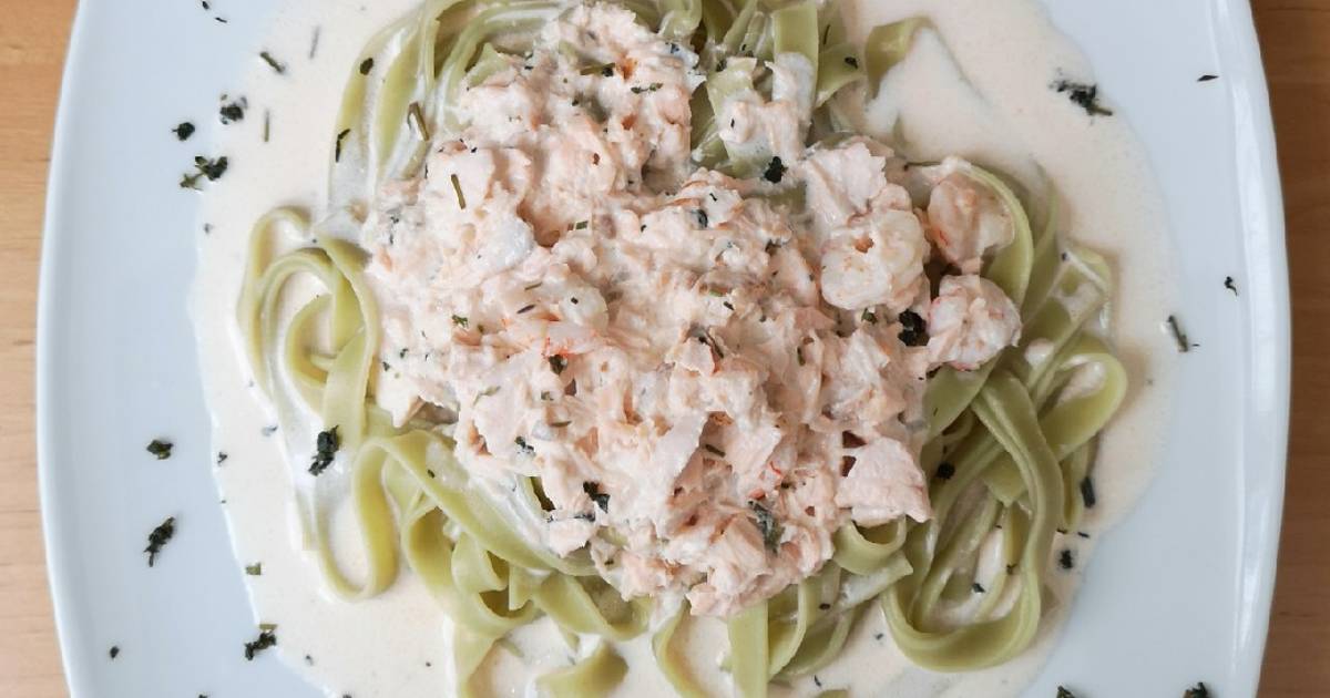 Fettuccine de espinacas con salmón y gambas Receta de Manuel- Cookpad