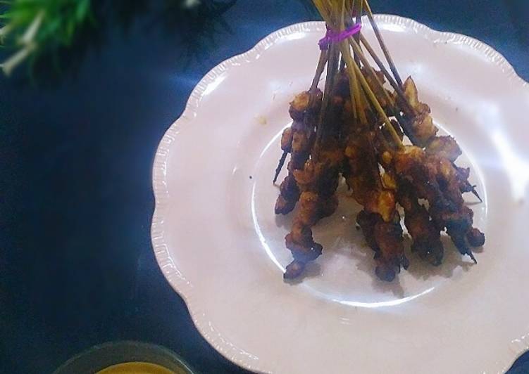 Sate ayam madura