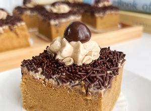 Foto resep Cake Potong / Bolu Jadul Mocca dengan Buttercream Mocca