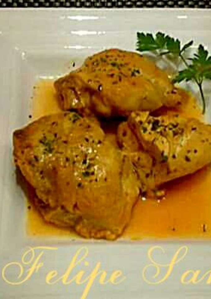 Una foto de Pollo de corral con almendras