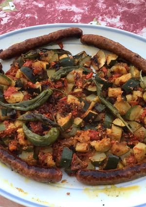 Une photo de Merguez et légumes à l'orientale au citron confit et piments verts