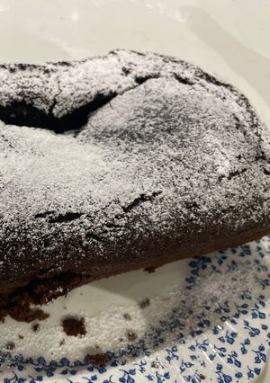 A picture of Chocolate banana cake.