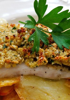 Foto principal de Merluza al horno con costra de almendras