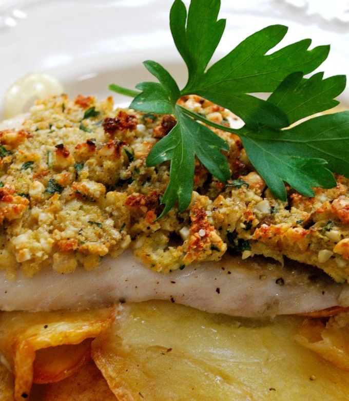 Foto principal de Merluza al horno con costra de almendras