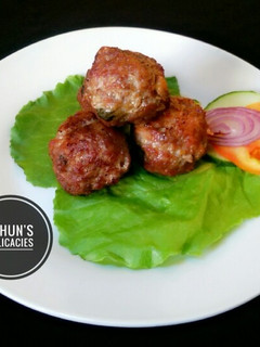 A picture of Meat Balls.
