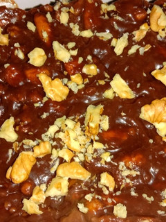 पार्ले जी बिस्कुट चॉकलेट केक (parle g biscuit chocolate cake recipe in hindi) रेसिपी मुख्य फोटो