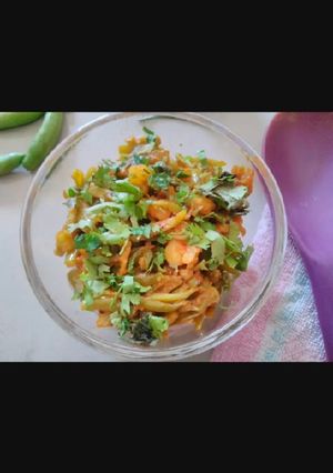 ટિંડોળા બટાકા નું શાક (Tindora Bataka Shak Recipe In Gujarati) રેસીપી મુખ્ય ફોટો