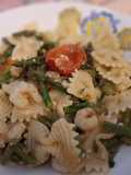 Farfalle rigate con asparagi e gamberetti