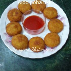 A picture of Poha aloo tikki.