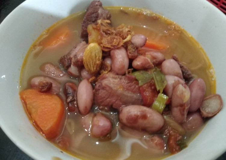 Langkah Mudah untuk Menyiapkan Sup kacang merah, Menggugah Selera