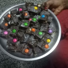A picture of Chocolate burfi.