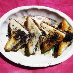 A picture of Choco Cheez Sandwich.
