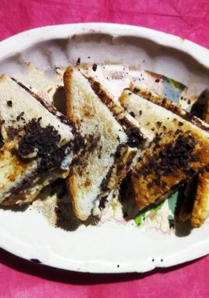A picture of Choco Cheez Sandwich.