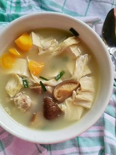 Foto resep Sup kulit tahu bakut