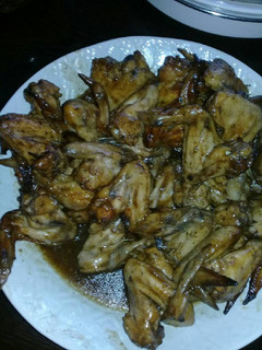 A picture of Grilled chicken wings.