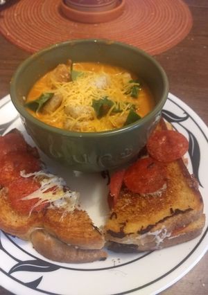 A picture of Tomato soup with basil 2.0 instant pot ip.