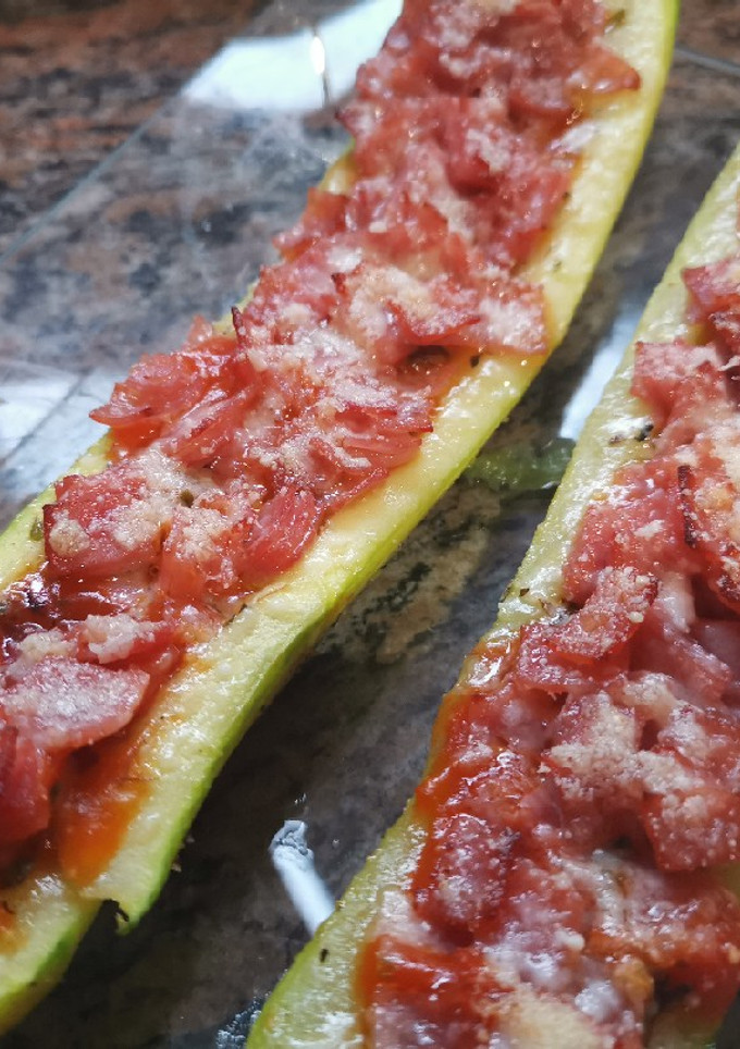 Una foto de Paninis de calabacín