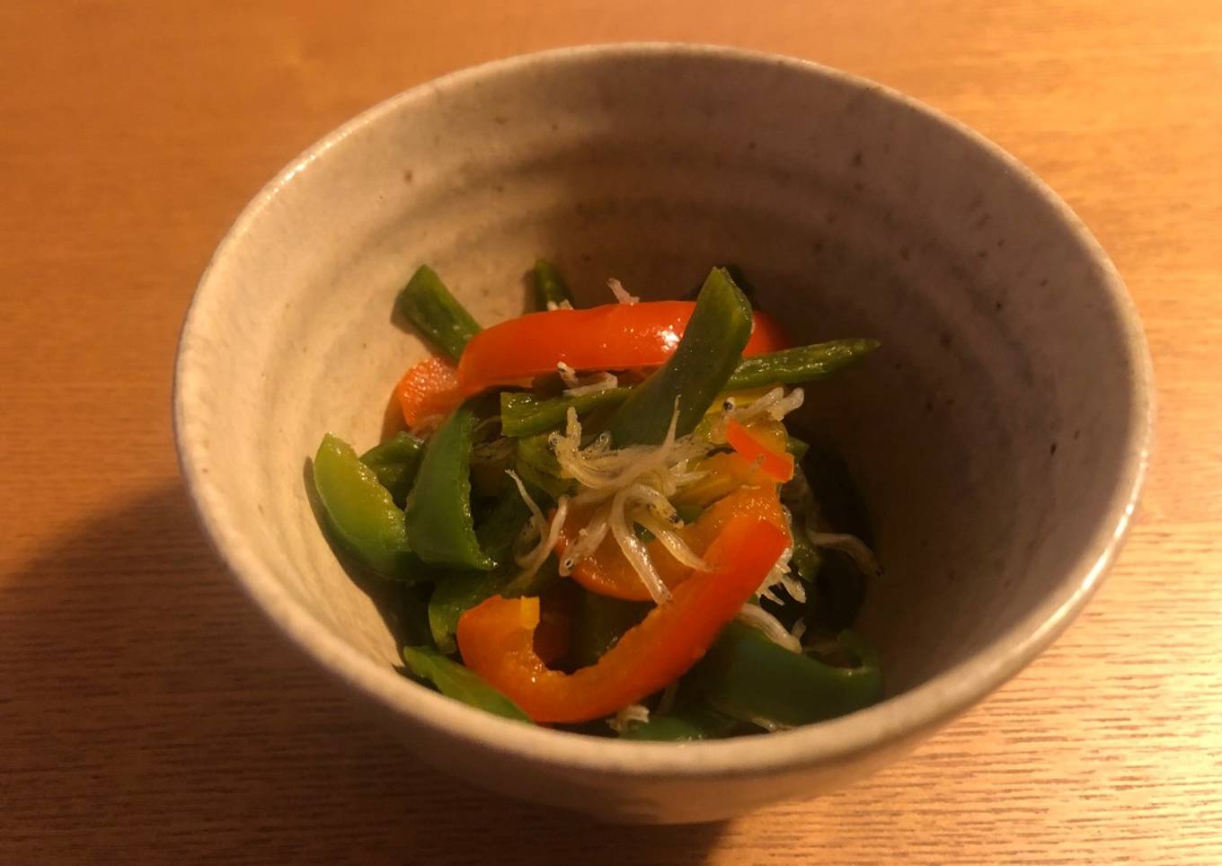 Stir fried green pepper and jako(dried young sardines)
